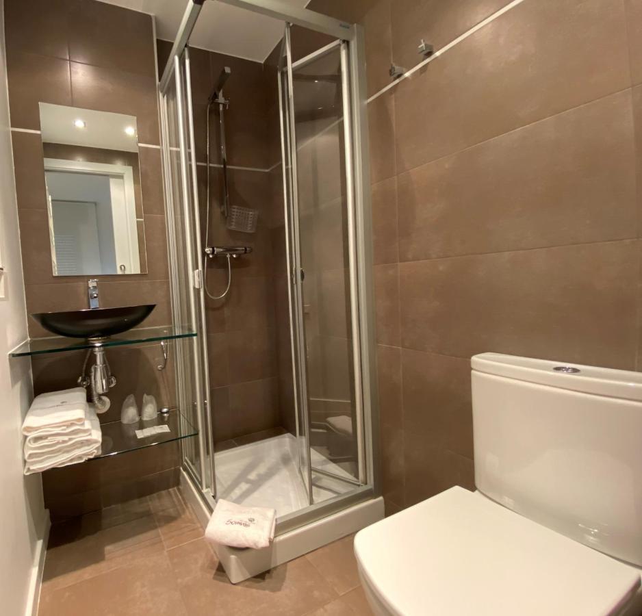 Hostal Somnis Suria Екстериор снимка
