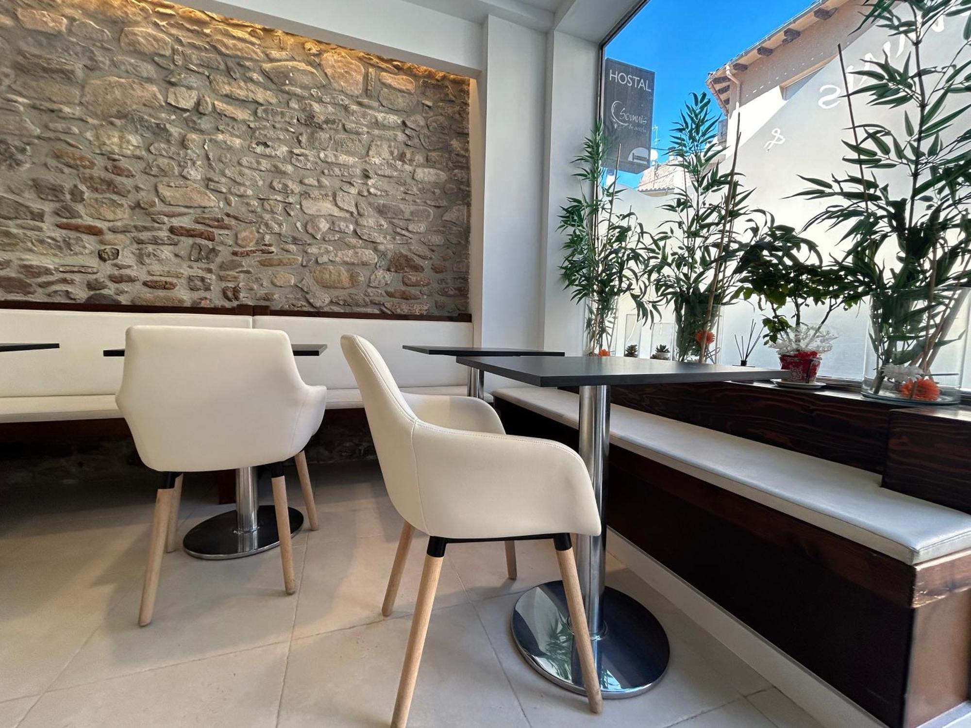 Hostal Somnis Suria Екстериор снимка